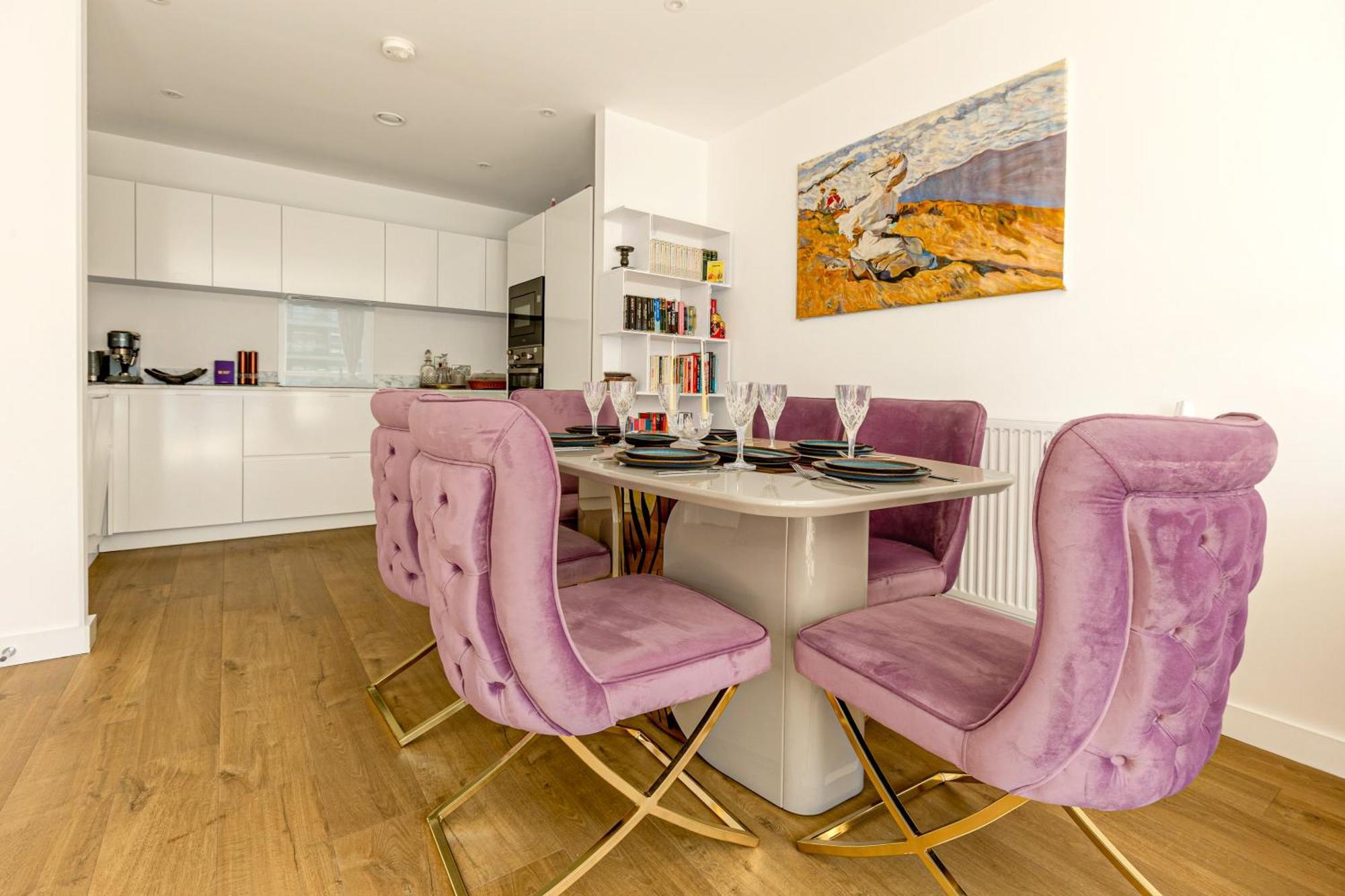 Apartamento Cosy 2br Riverside In Greenwich With Balcony Londres