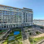Cosy 2Br Riverside Apt In Greenwich With Balcony