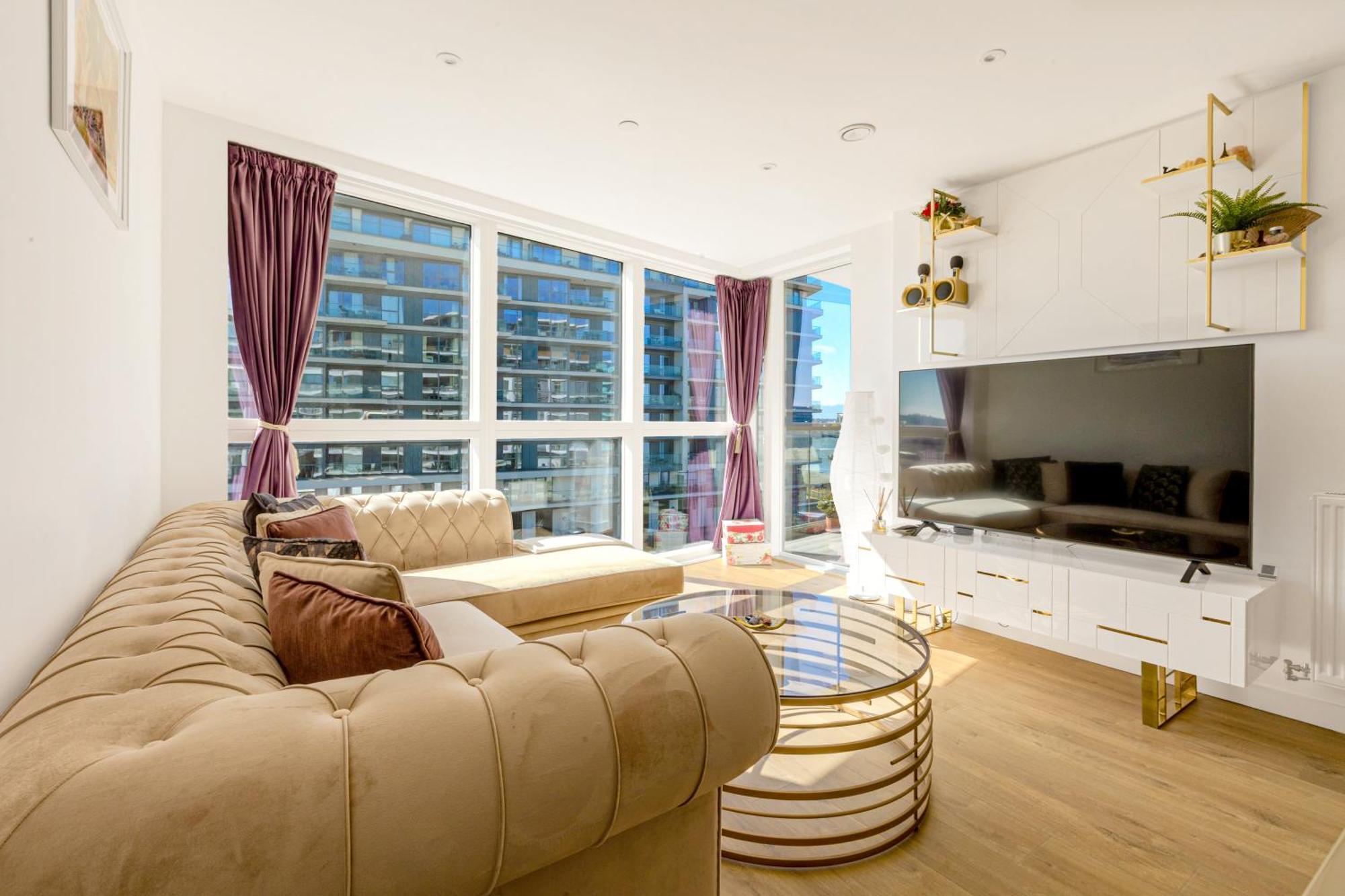 Cosy 2br Riverside In Greenwich With Balcony Londres