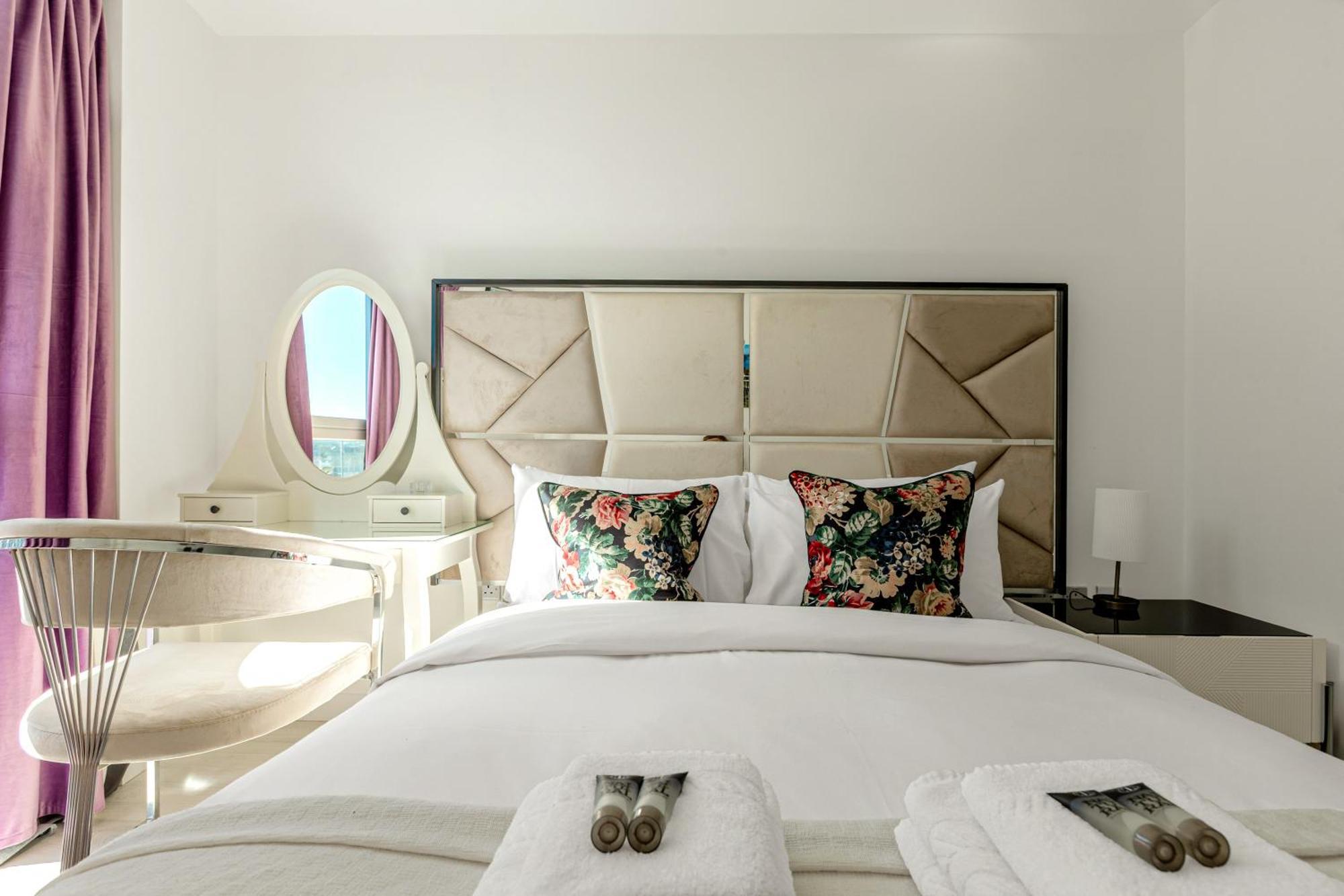Appartement Cosy 2br Riverside In Greenwich With Balcony